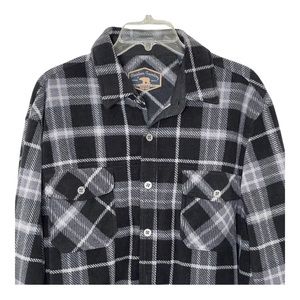 NWOT Freedom Floundry Plaid Flannel Sz XL